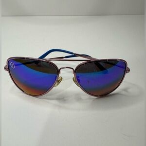 Chic Aviator Sunglasses with Purple Frame and Blue Lenses